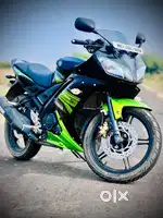 Yamaha r15 / R15