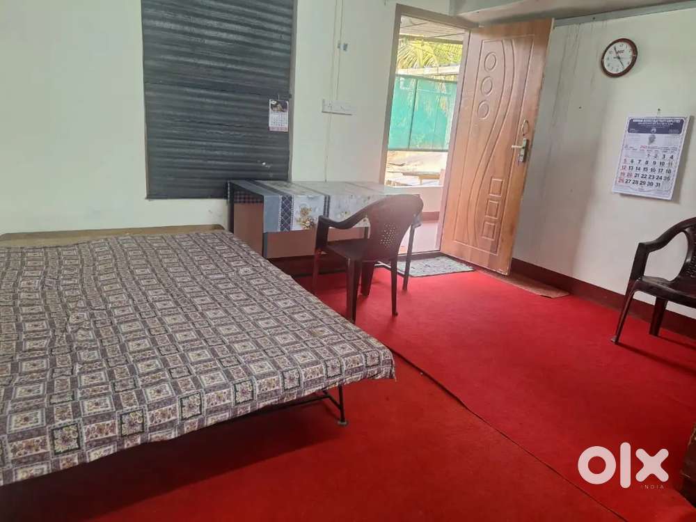 Studio room with kitchen for rent in Kalpetta.