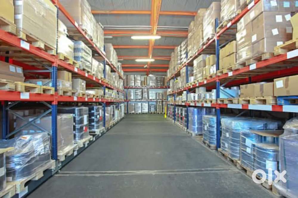 Warehouse associate