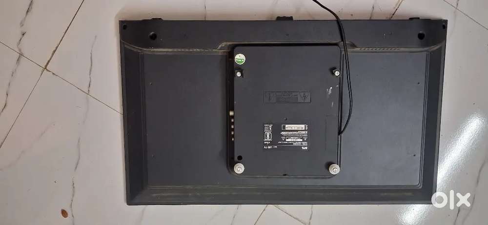 BPL 32inch smart tv- outer screen ok ,inner display  broken- for sale