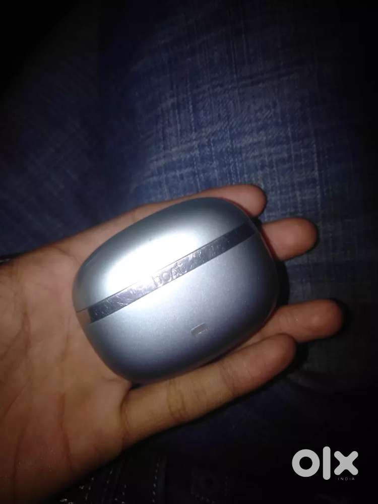 New earbuds with best price and full ok quality