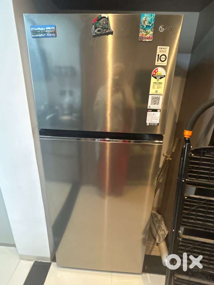 Lg fridge 2 year used