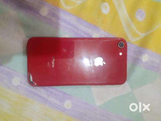 IPHONE 8 (RED 64GB) BACK BROKEN