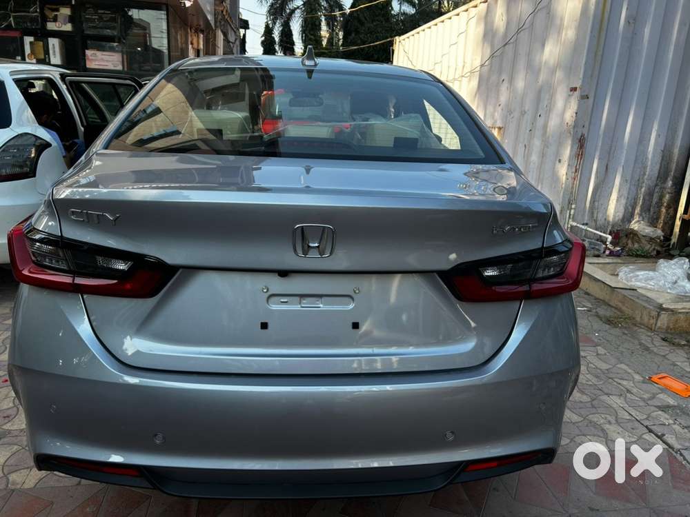 Honda City 2025 Petrol 5000 Km Driven