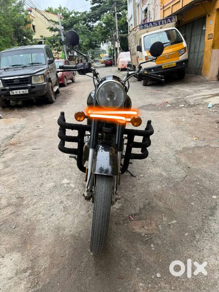 For sales: Royal Enfield Bullet model (2023)