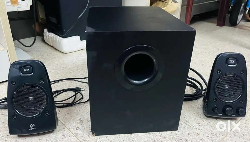 Logitech z623 Thx certified 2.1 speaker 400 watts