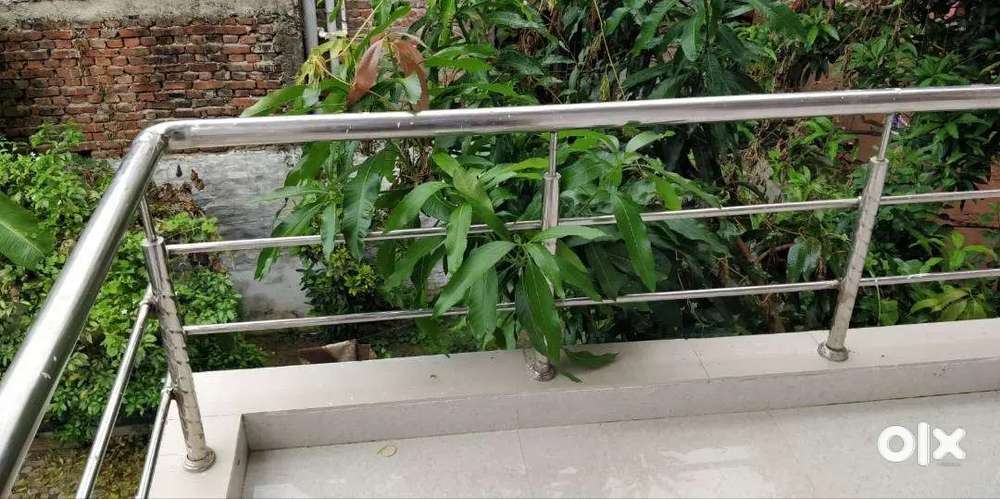 Located in *Teacher colony , Alafganj , Azamnagar*