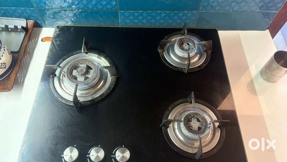 Sleek gas cook top