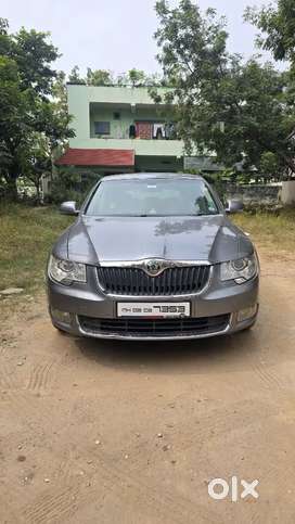 Skoda Superb 2011 Petrol Good Condition
