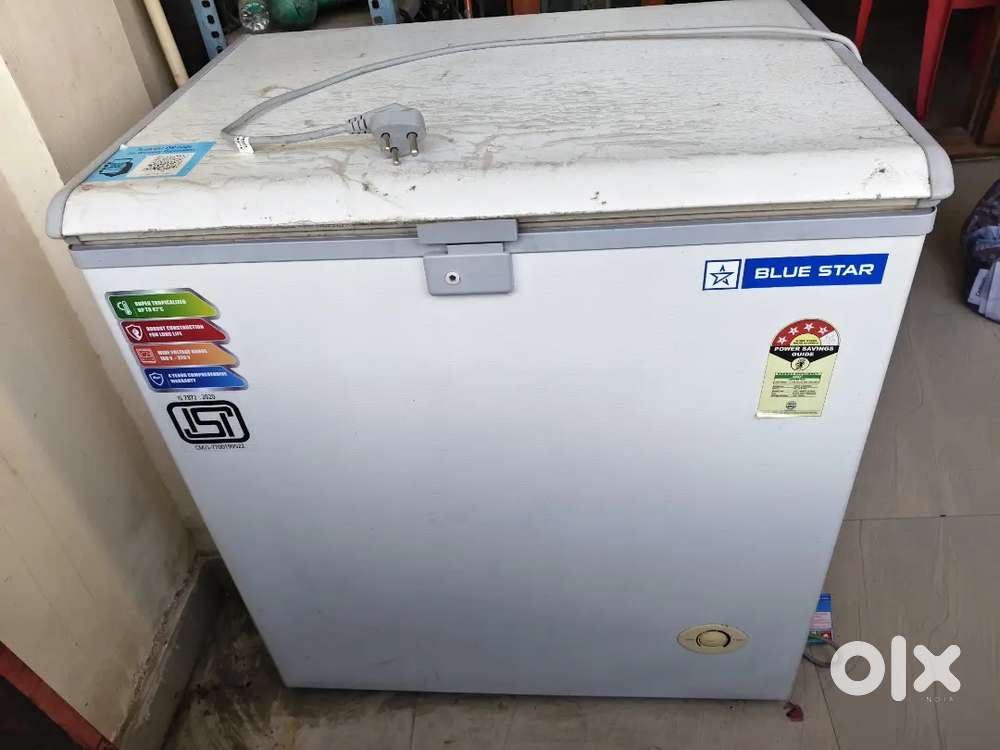 Blue Star - hard top deep freezer( 161 L)