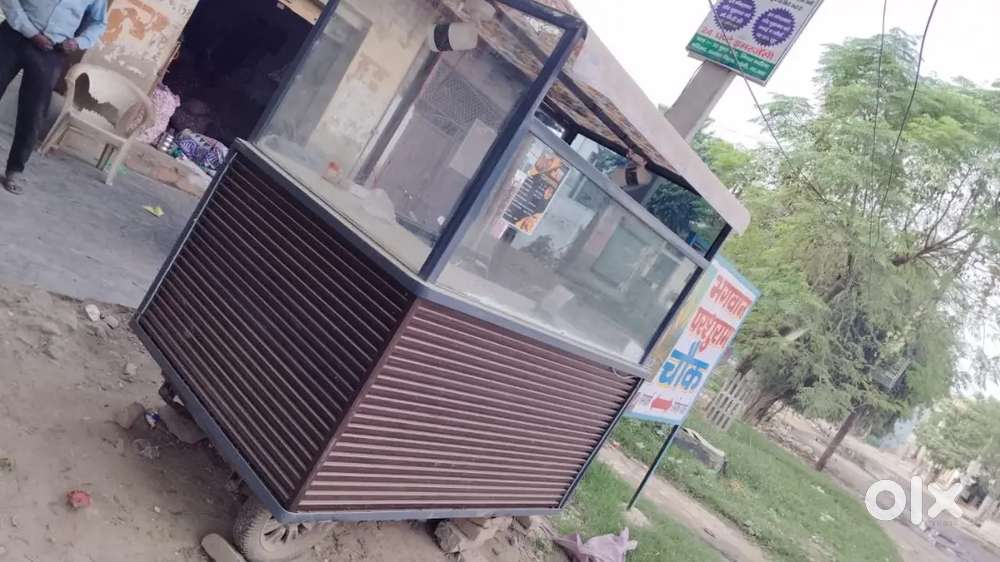 Premium Glass Food Cart / Fast Food Stall – Ready to Use – Heavy Duty