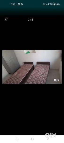 Boys pg with food attached washroom 6500rs only