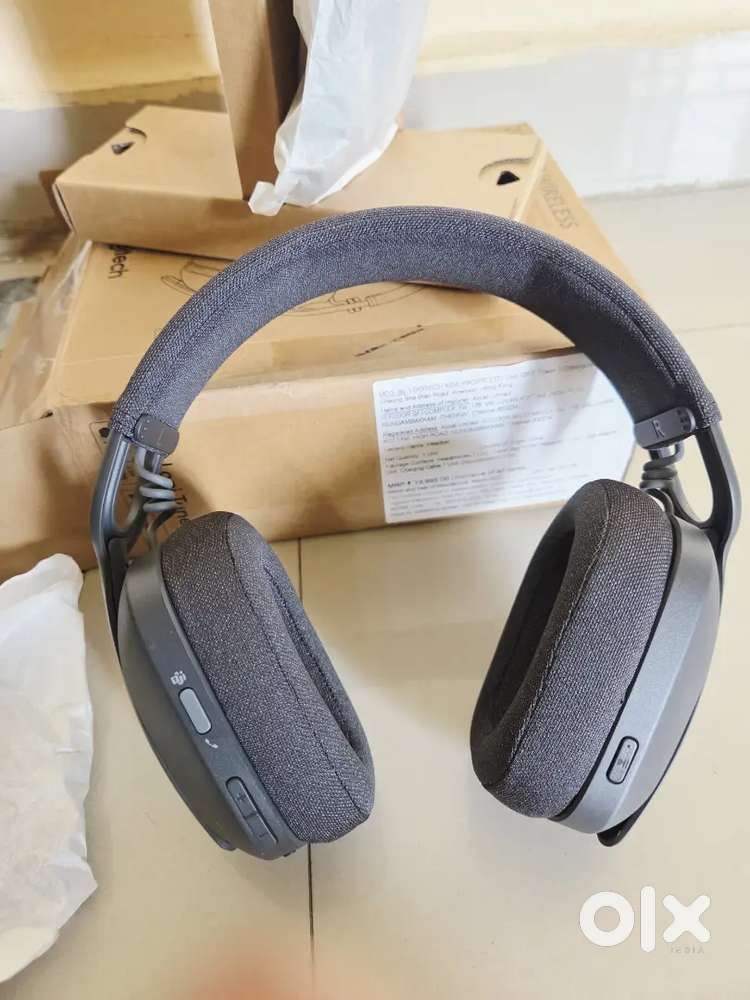 Business Premium Logitech  MS Teams certified wireless headphone