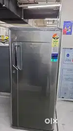 Whirlpool Frigde single door