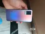 Vivo V21 5G.