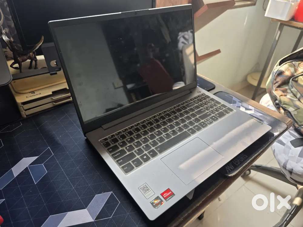 Lenovo V15 16DDR5/512SSD 7 Months Warranty Remaining Decent Condition