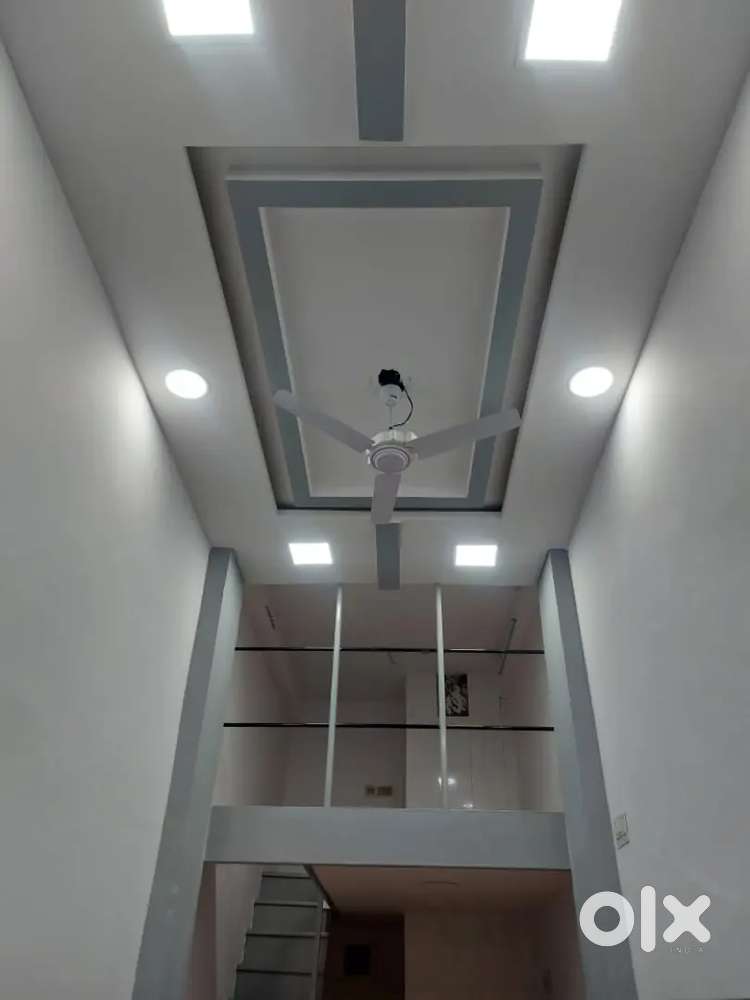 Fatehganj prime location shop for sell