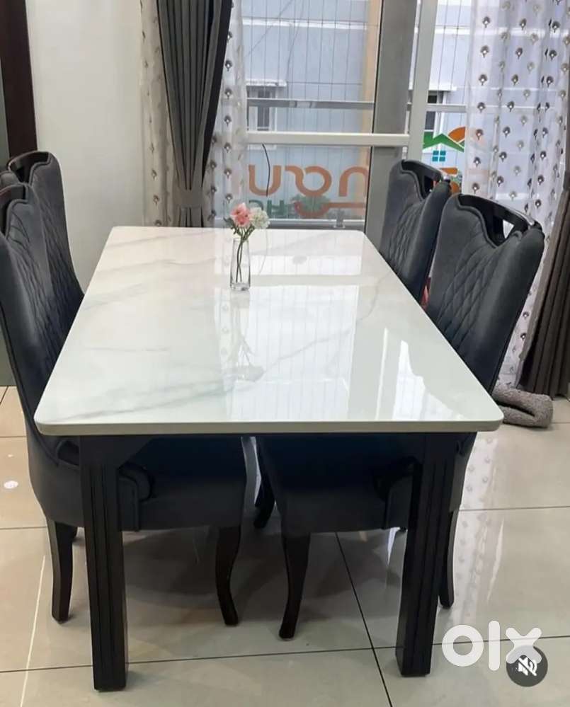 4 seater dining table with italian marble in STARF FURNITURE