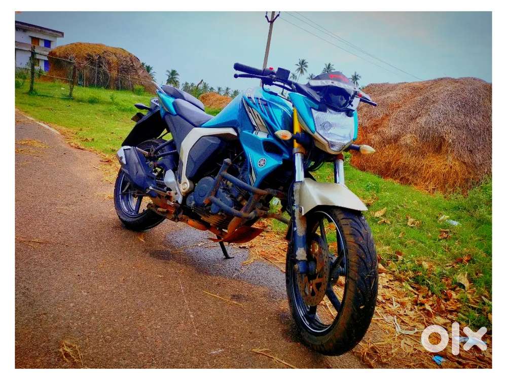 I AM A DRIVER I NEED JOB ( నేను డ్రైవర్ ని. నాకు ఉద్యోగం కావాలి. )