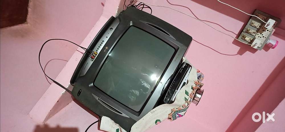 Vintage LG tv