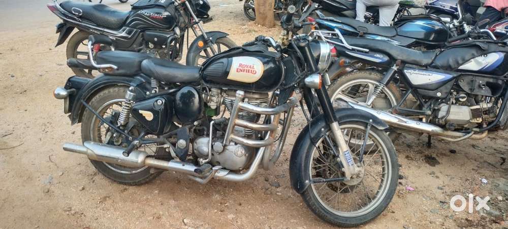 Royal Enfield Classic 350 BS4 – Excellent Condition – Urgent Sale