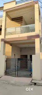 Mopka Bilaspur Glorious city. Me sandar new Makan sell Krna hai.