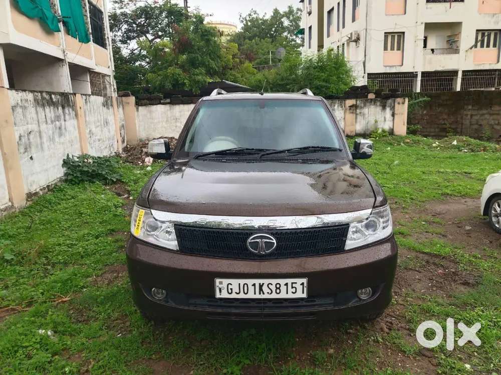 Tata Safari Storme 2013