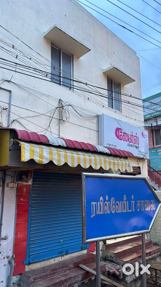 950 sqft available on 1st floor, Railway feeder road