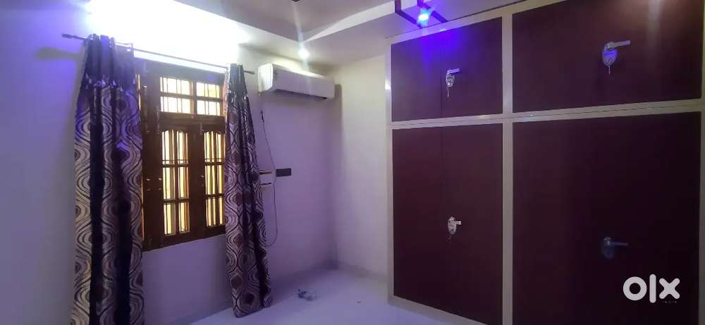 1 room set for rent furnished