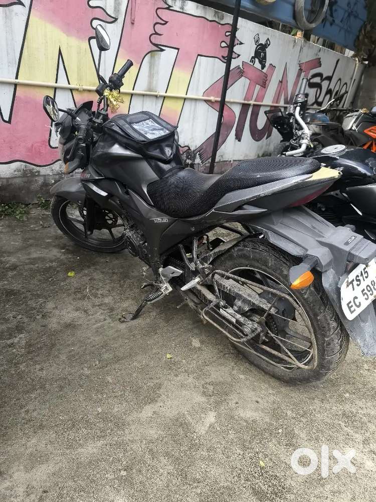 NEED MONEY PRICE SLIGHTLY NEGOTIABLE