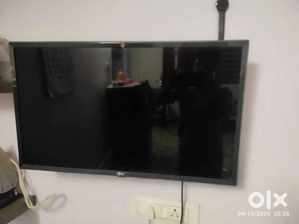 LG 32INCH TV for sale - LED WebOS
