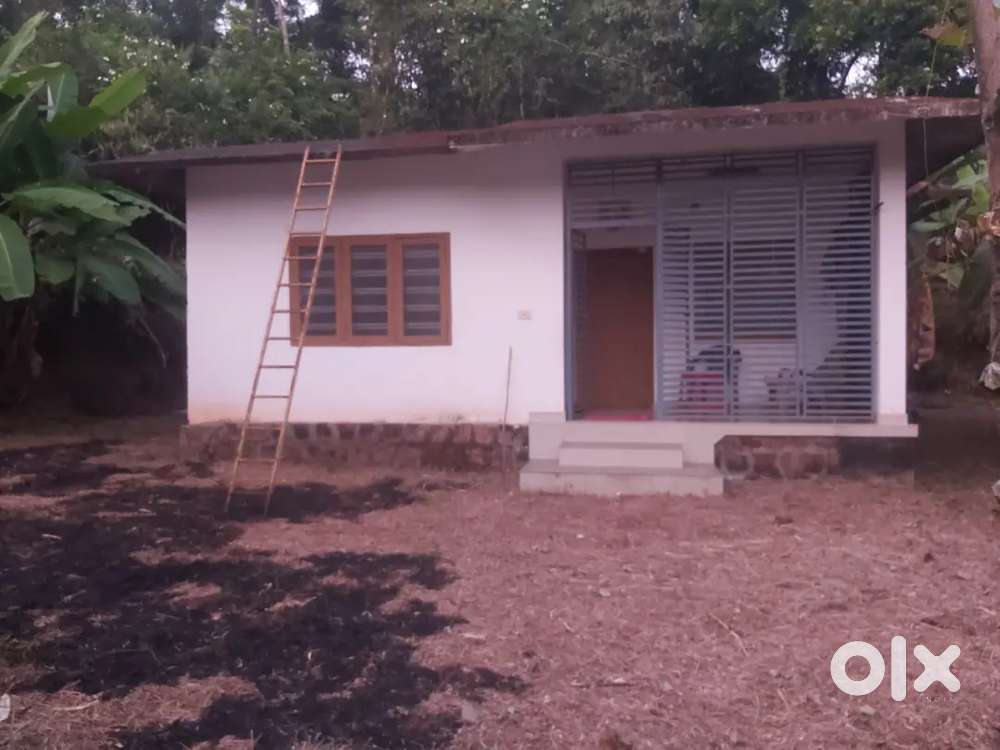 Kuthuparamba town house and well