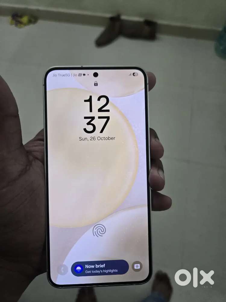 Samsung Galaxy s24 ( 256)