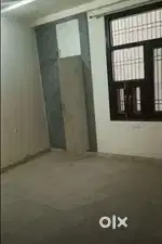 I have one room. I need a girl flatmate to share my room