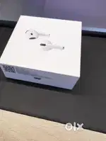 Apple AirPod 4 with ANC