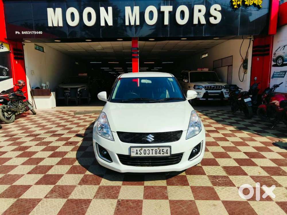 Maruti Suzuki Swift VXi + Manual, 2017, Petrol