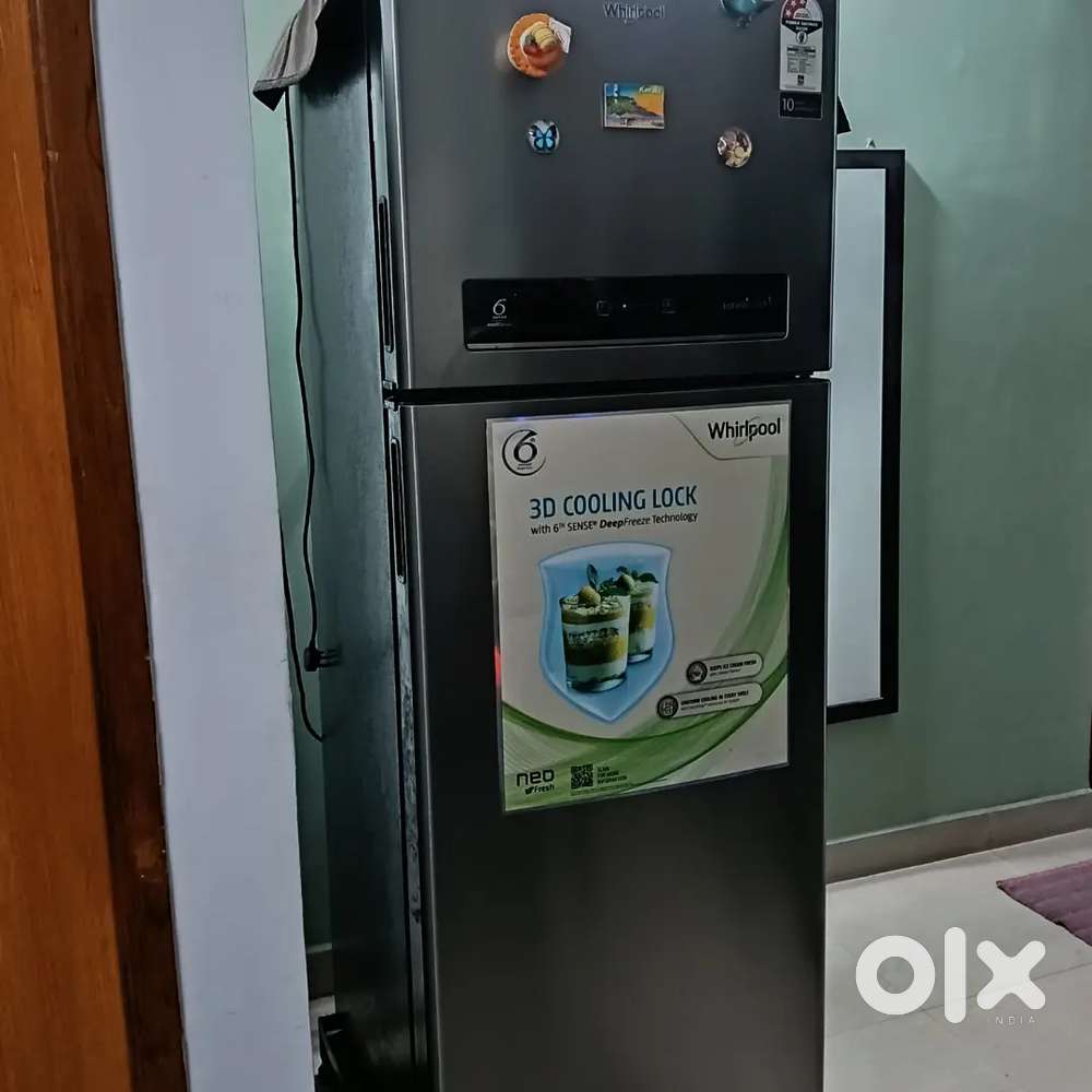 Whirlpool refrigerator 375lites frost free