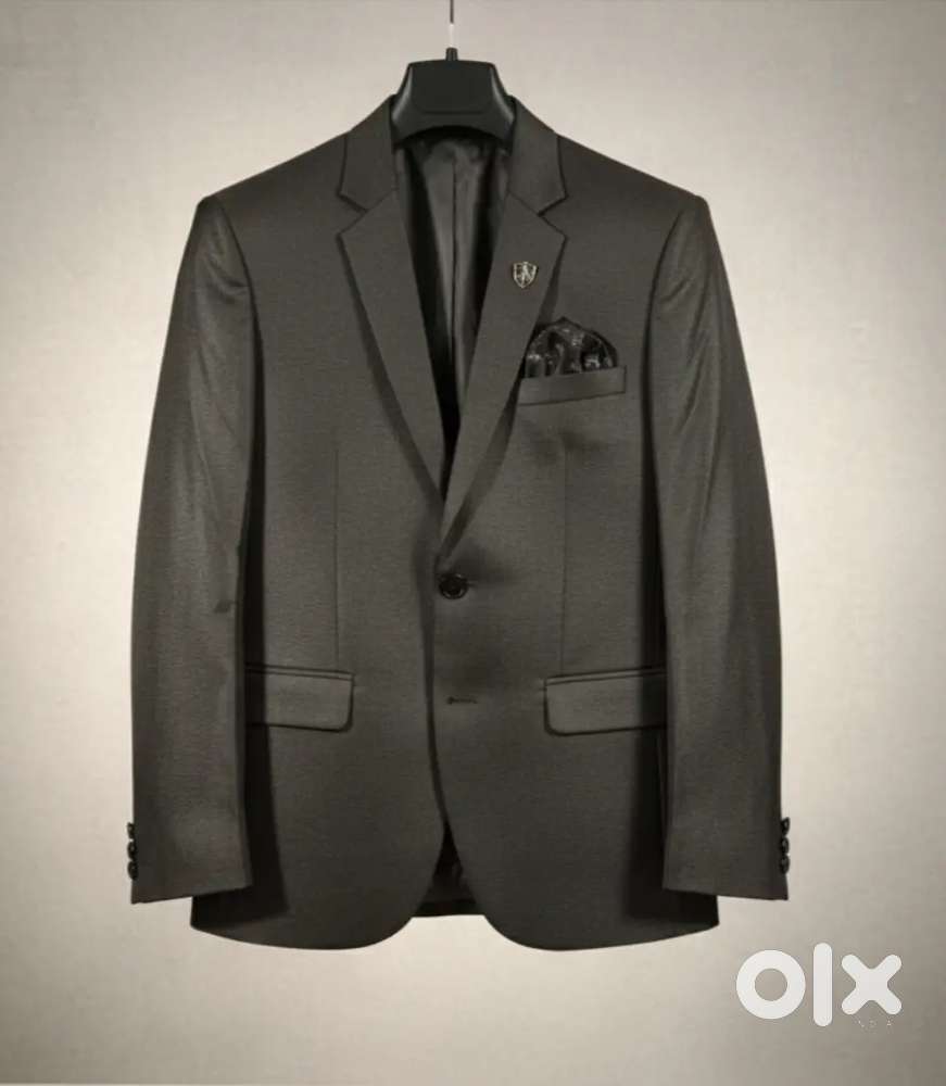 Black Blazer for Men – Stylish & Comfortable