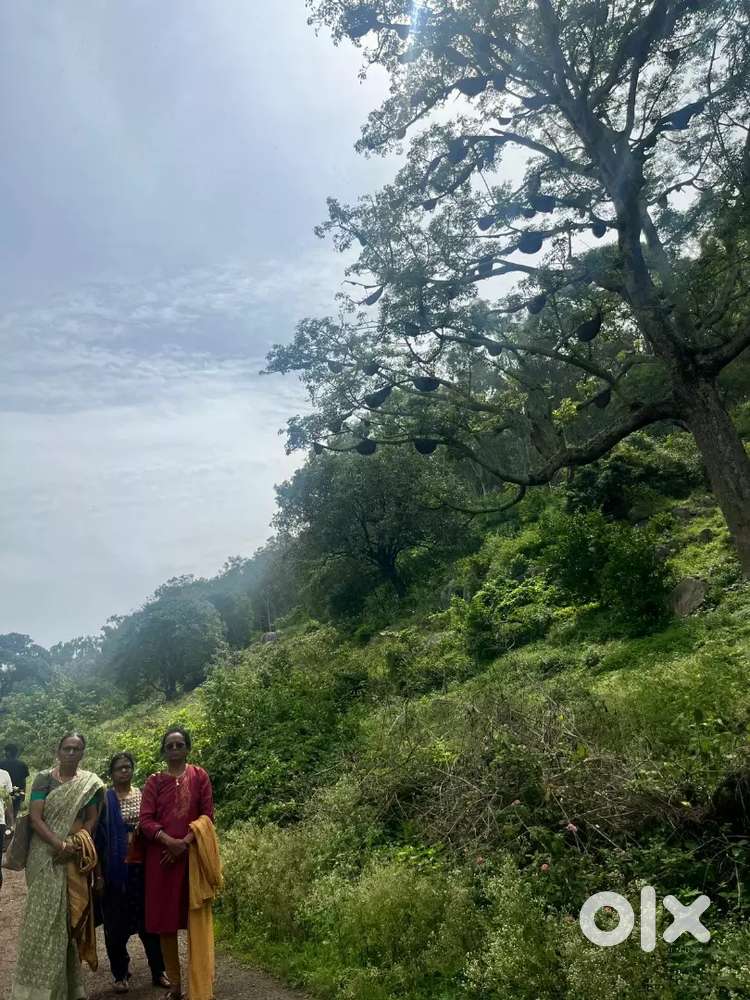 4800 sqft. 2ground sqft 10.999/ kolathur periyar nagar . Urgent sale