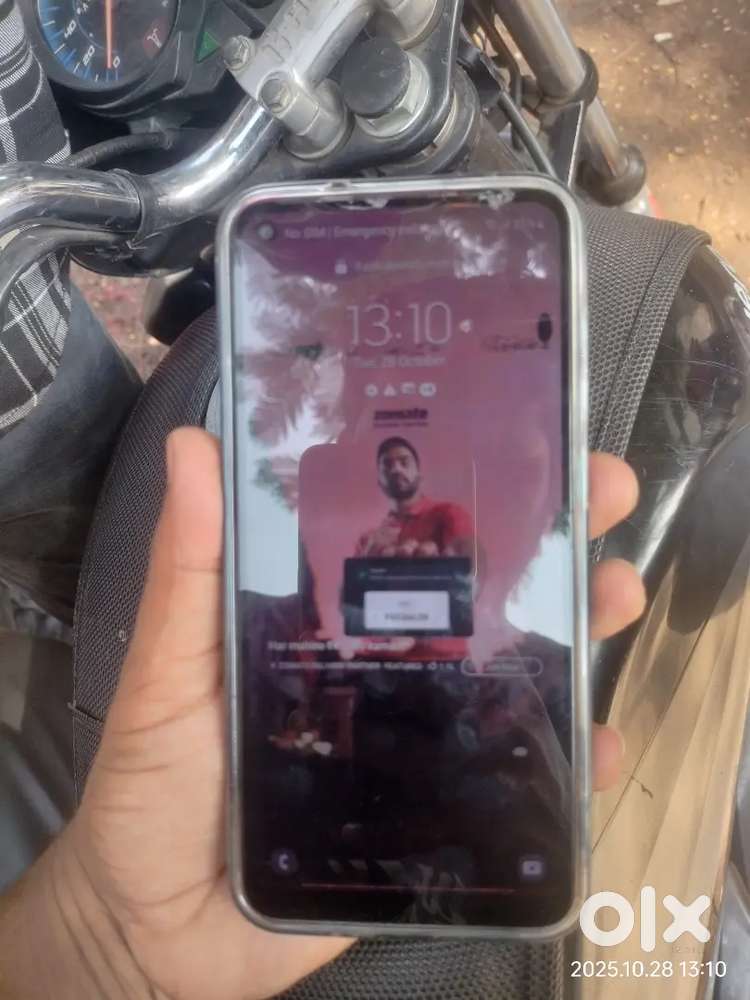 Samsung galaxy M 11 storage 4   64,   3 yrs old