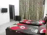 PG Rooms near Metro in Uttam Nagar just for 2500 rupees