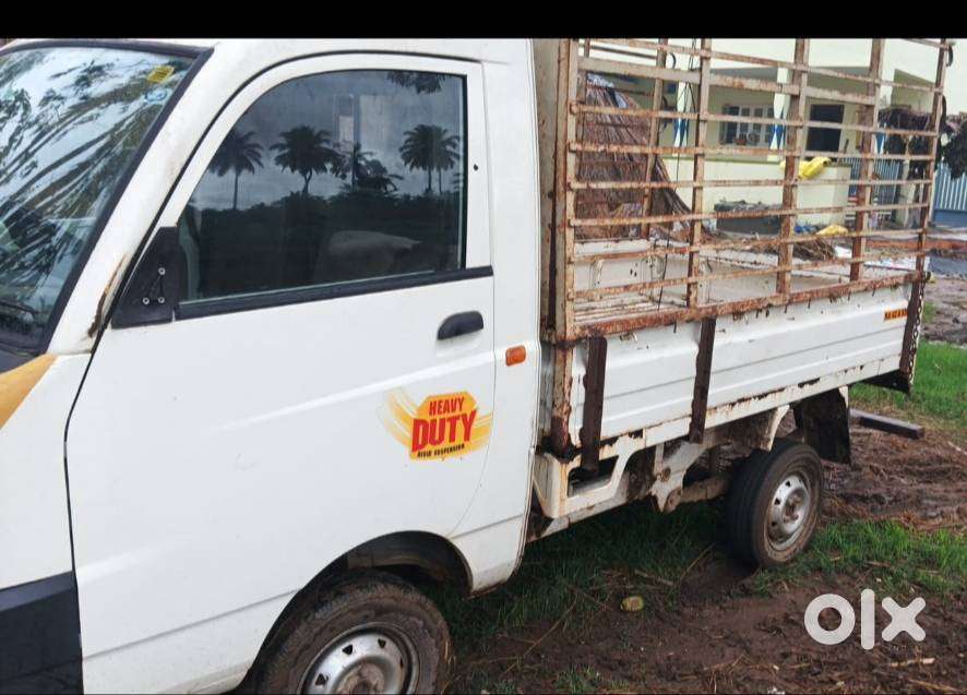 Mahindra supro mini truck