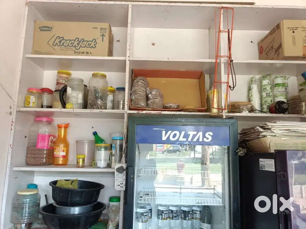 Cold drink fridge urgent sell