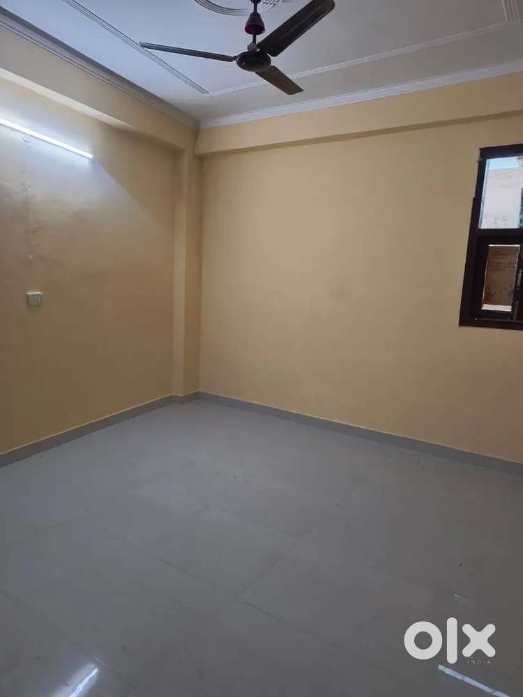 2 bhk flat for rent