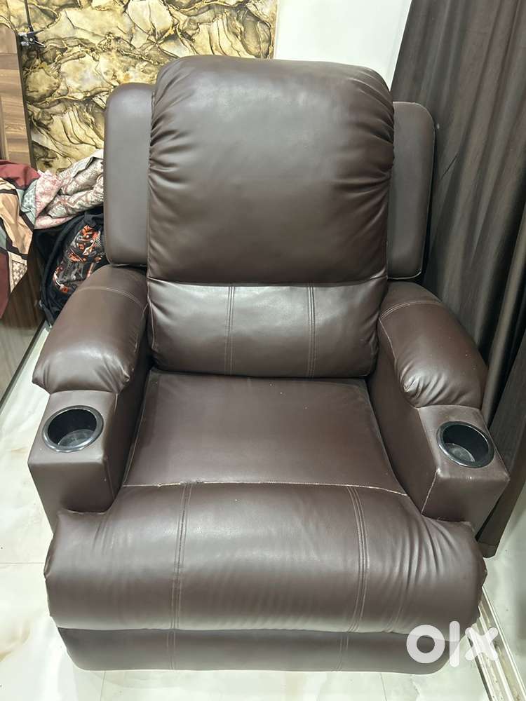 recliner sofa