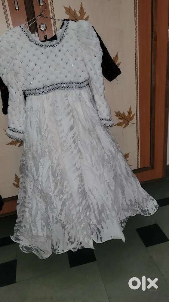 Beautiful gown and frock are girls 6 to 7 year