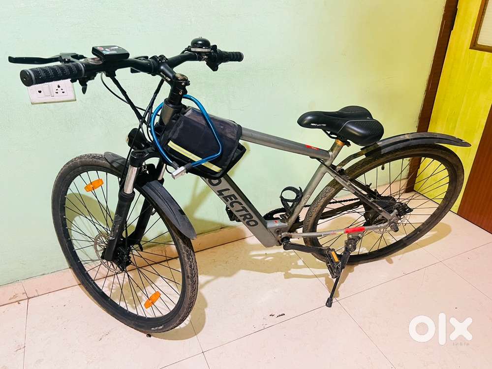 Hero lectro c8 electric cycle