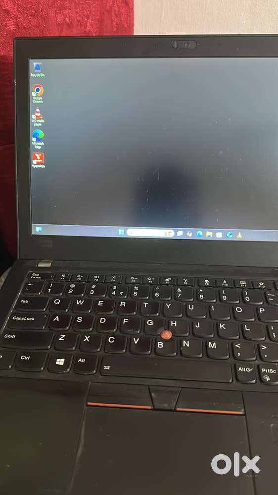 Lenovo laptop i7 8th gen 8gb 256gbssd