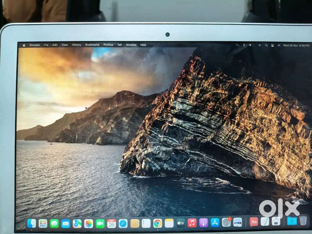 Apple MacBook Air – Excellent Condition  Original Bill & Charger