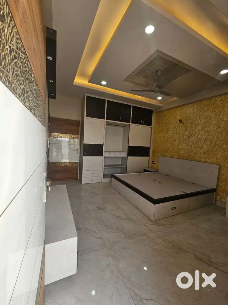 2 BHK FULLY FURNISHED FULLY MAINTAINED FULLY RENOVATED FLAT FOR RENT
